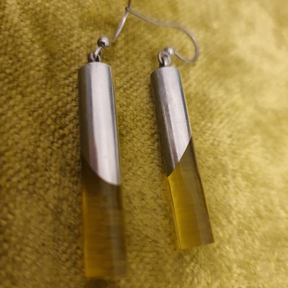 One of a kind pair of earrings yellow silver. - Picture 2 of 4